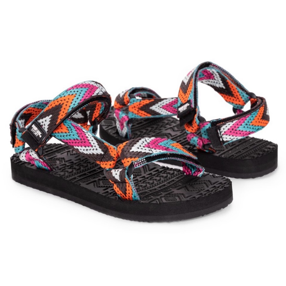 MUK LUK Sandals